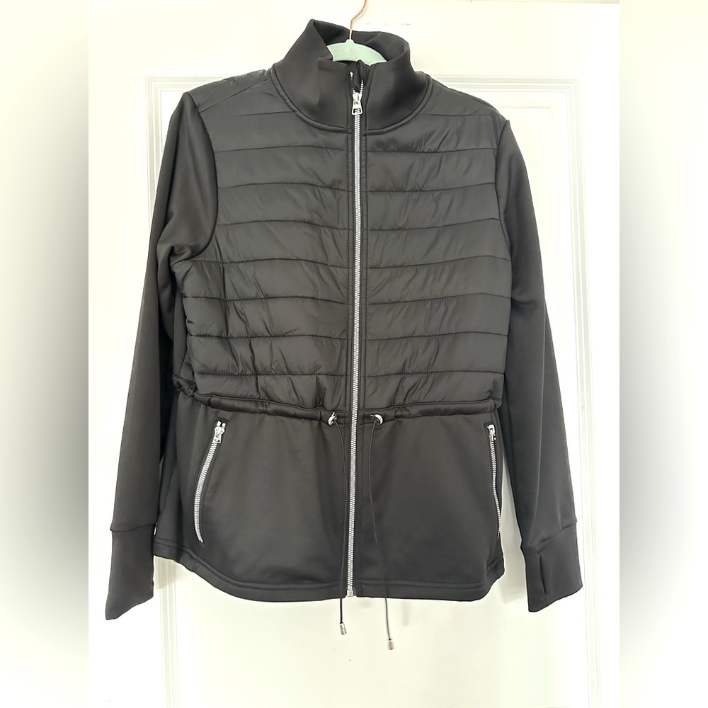 Size L sports jacket with thumb holes and cinched waist draw string